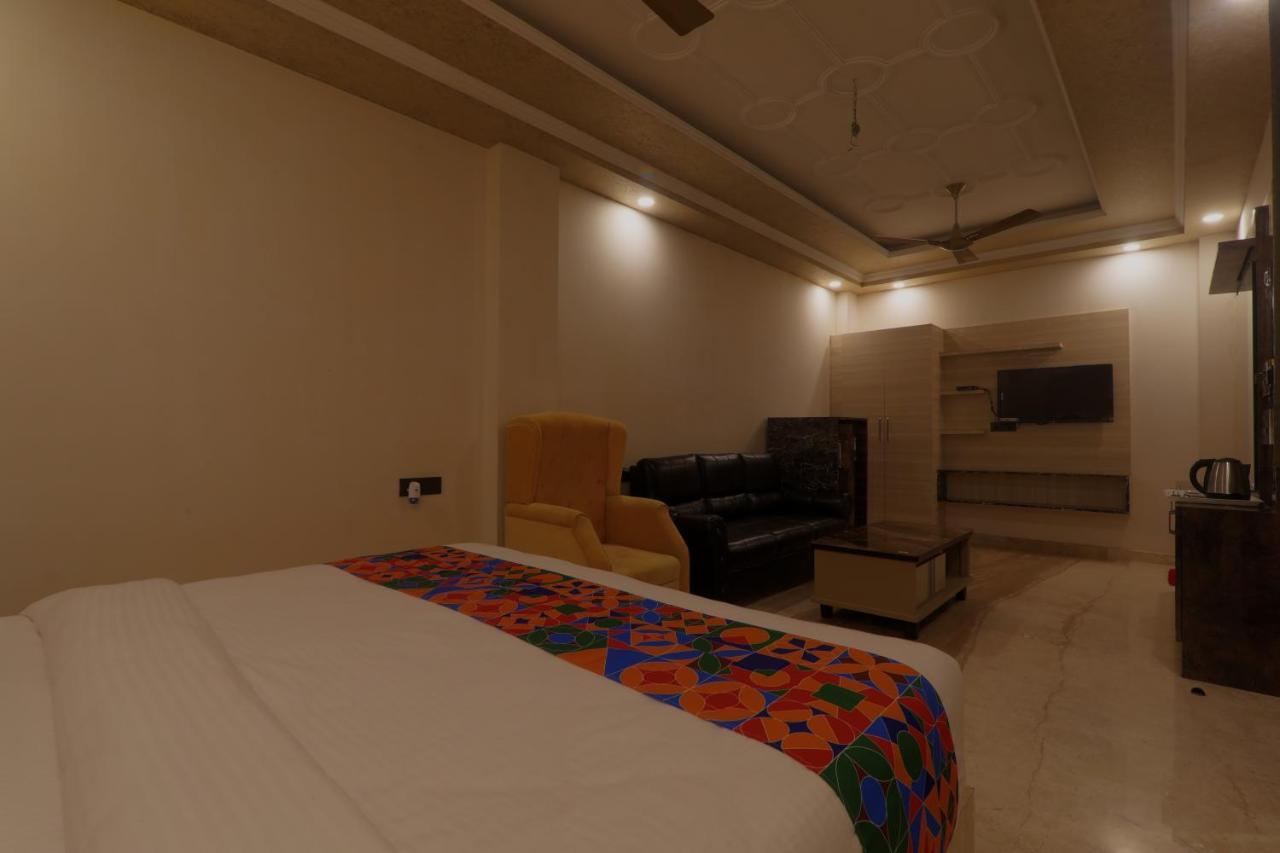 Hotel Shri Tirupati Residency Lucknow Esterno foto