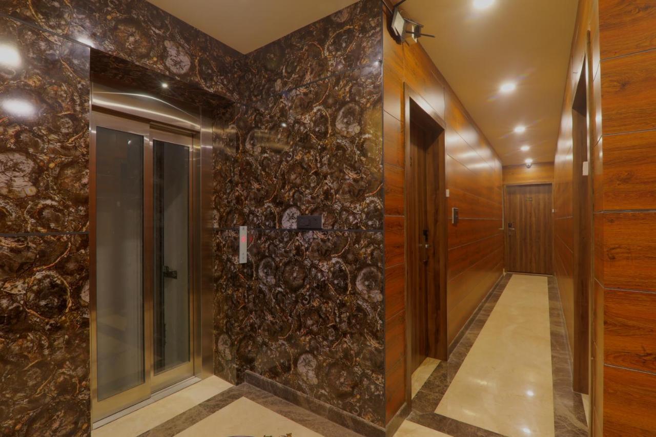 Hotel Shri Tirupati Residency Lucknow Esterno foto