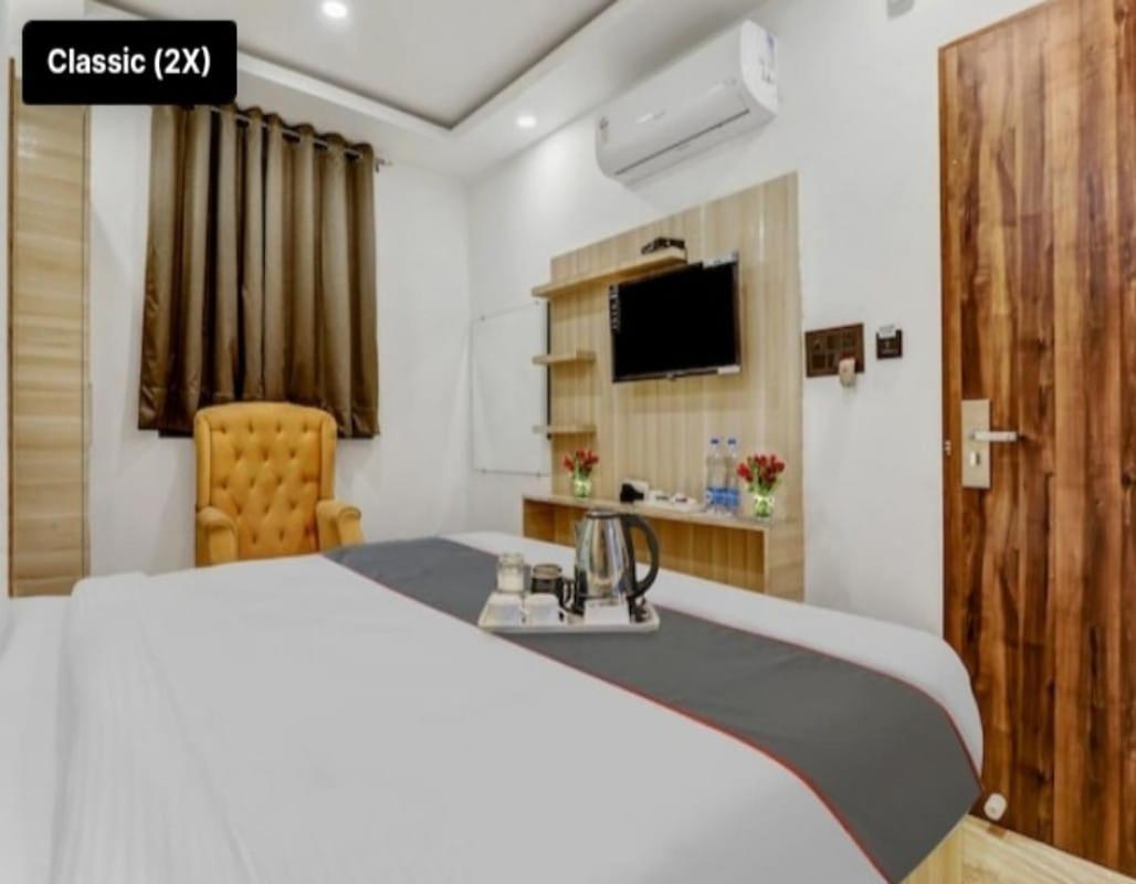 Hotel Shri Tirupati Residency Lucknow Esterno foto